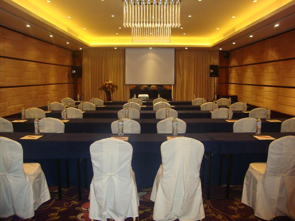 Ramada Plaza Lianyungang Ξενοδοχείο Εξωτερικό φωτογραφία